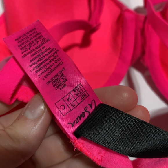 Lasenza bra - Picture 3 of 3